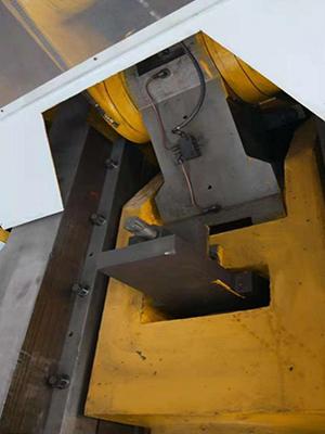 315 ton Knuckle Joint Press, Horizontal Type