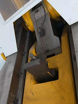 1000 ton Knuckle Joint Press, Horizontal Type